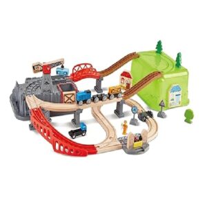 Sustainable Wood Toy Train, Hape Railway Bucket 50-piece Builder Set content